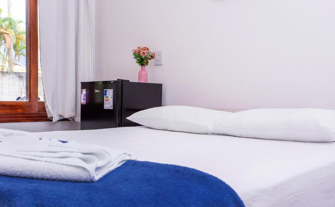 Suites Las Flores มาเรเซียส ภายนอก รูปภาพ